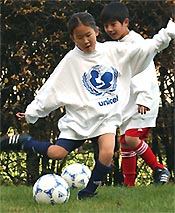 � UNICEF/DHQ107/Susan Markisz